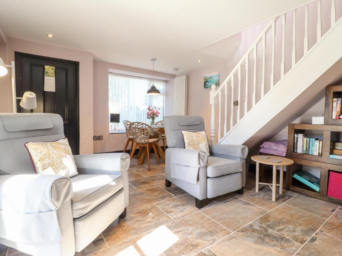 Morawel Fach Villa Newport  Exterior photo